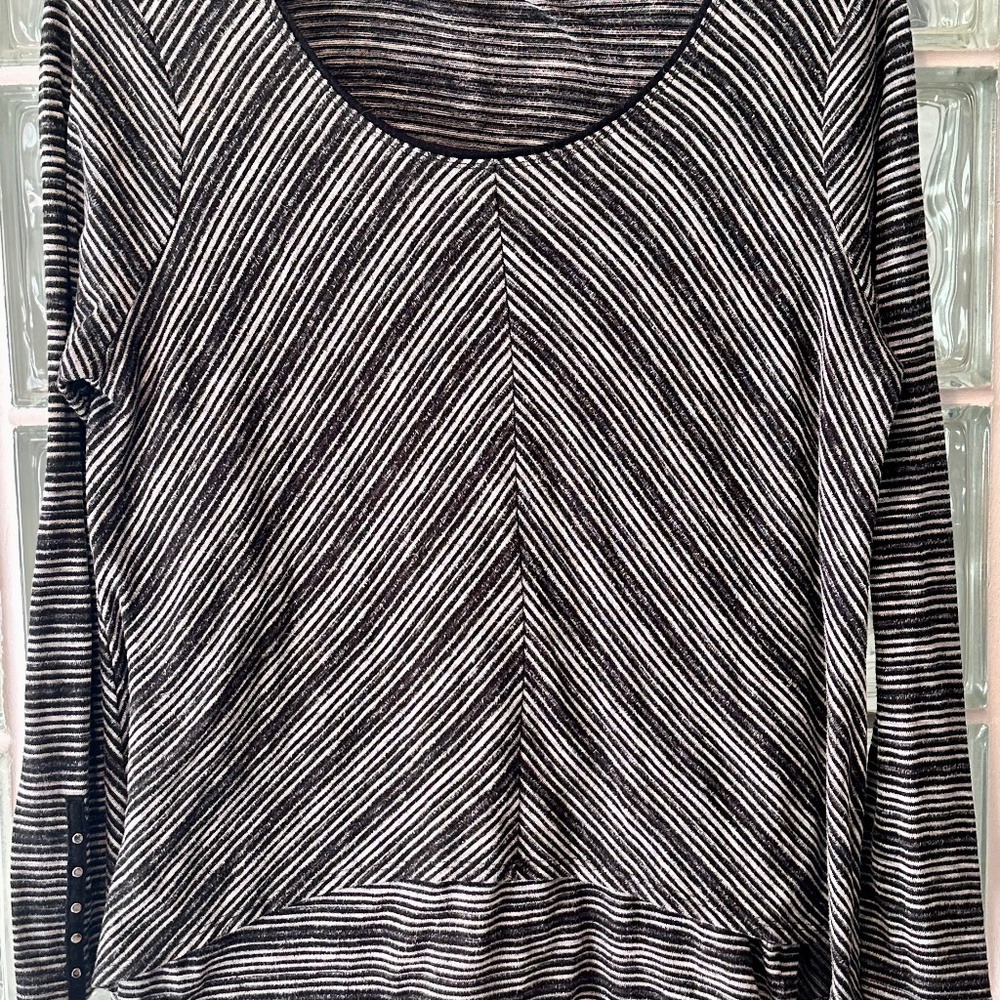 White House Black Market Long Sleeved Top
